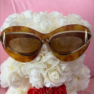 Oversized Tortoise Sunglasses | Old Money Chic | Y2K Glam